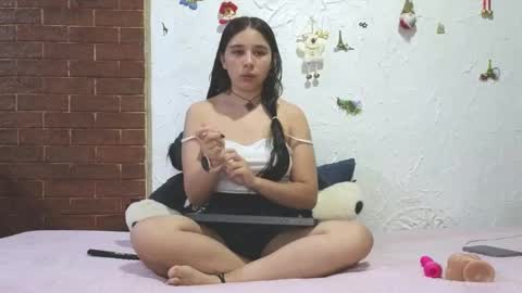 Snapshot of elizabeth_evanz chatting on 01.31.25 elizabeth online show from 01.31.25