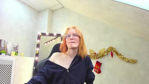 Snapshot of elizabeth_harpper chatting on 01.26.25 Elizabeth online show from 01.26.25