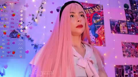    Independent Model online show from 05.25.26