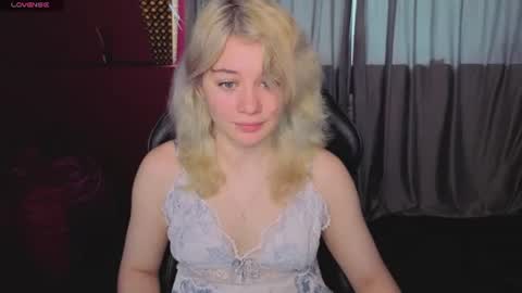 Elizabeth online show from 06.12.26