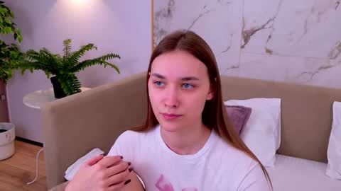 Elizabeth online show from 02.22.25