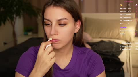 Snapshot of elizabethchaser chatting on 12.21.24 Liza online show from 12.21.24