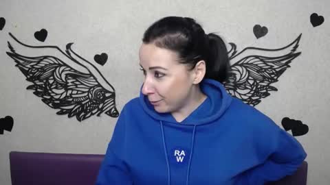 ElizabethSho online show from 11.19.25