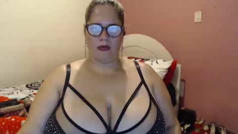 Snapshot of elizabethtaylor1 chatting on 01.16.25 Elizabeth online show from 01.16.25