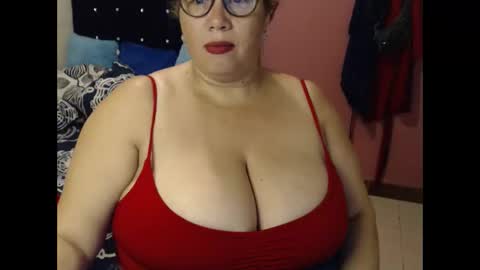 Snapshot of elizabethtaylor1 chatting on 01.24.25 Elizabeth online show from 01.24.25