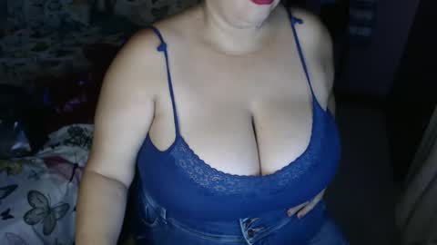 Snapshot of elizabethtaylor1 chatting on 10.16.25 Elizabeth online show from 10.16.25