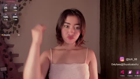 Snapshot of elizabethz chatting on 09.10.25 Tuli online show from 09.10.25