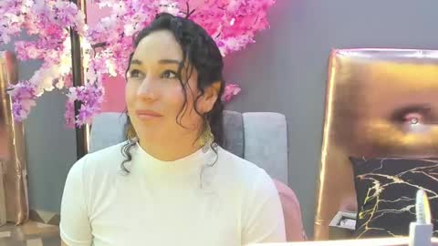 Snapshot of elizabetth_bennet chatting on 07.16.26 elizabetth bennet online show from 07.16.26