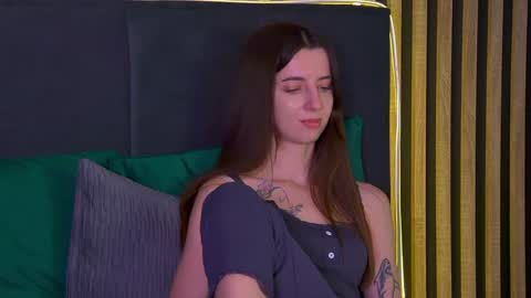 Elizabet online show from 01.30.25