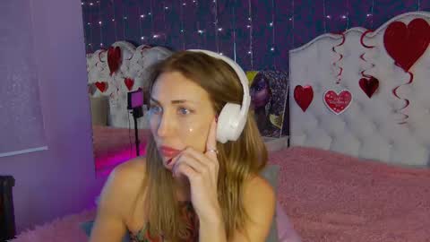 Linda online show from 02.15.25