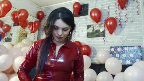   online show from 03.12.25
