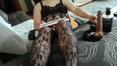 Elizaveta Kelly online show from 04.23.26