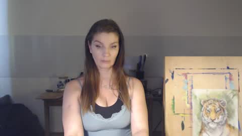 Snapshot of elizzo chatting on 12.25.24 Eliekind online show from 12.25.24