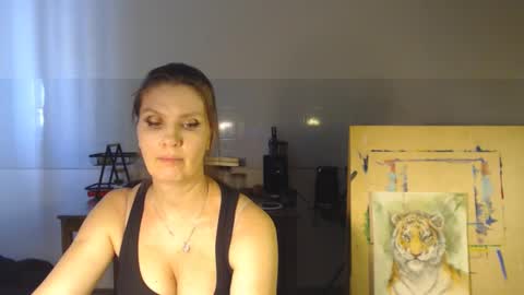 Snapshot of elizzo chatting on 02.21.25 Eliekind online show from 02.21.25