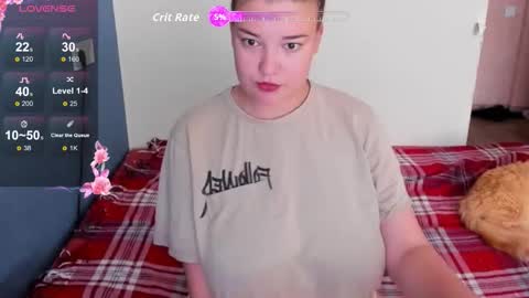 Snapshot of elkapulka chatting on 09.14.25 Lina online show from 09.14.25