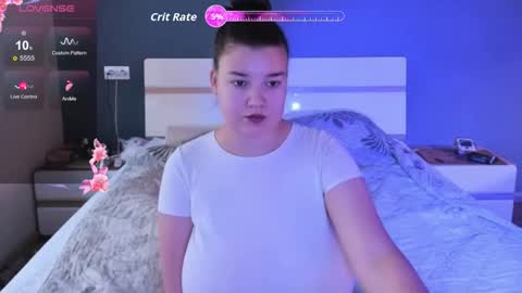 Snapshot of elkapulka chatting on 11.18.25 Lina online show from 11.18.25