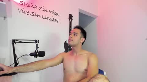 Snapshot of elkin_clark chatting on 03.03.26 Elkin Clark online show from 03.03.26