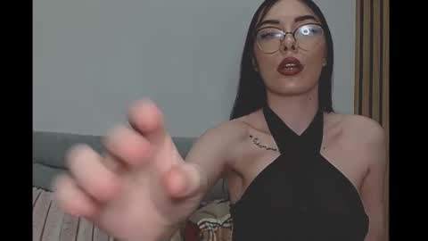 Chloe online show from 01.16.26