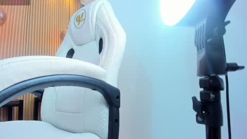 ella harper online show from 02.21.25