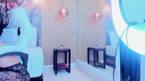 ella harper online show from 09.30.25