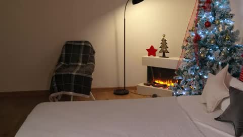 Ella online show from 12.20.24