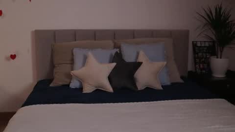 Ella online show from 02.16.25