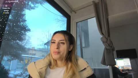 ella_vee online show from 01.15.26