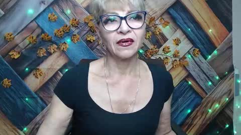 EllaBonito online show from 11.30.25