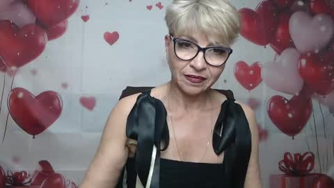 Snapshot of ellabonito chatting on 05.16.26 EllaBonito online show from 05.16.26