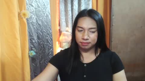 Ellah online show from 02.05.25