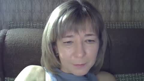 Snapshot of ellajohnsonx chatting on 02.10.25 ellajohnsonx online show from 02.10.25