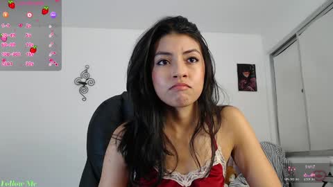 Snapshot of ellajonz chatting on 06.06.26 Ella Amoneth online show from 06.06.26