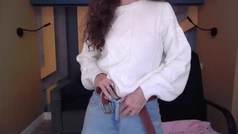 EllaLongs online show from 11.25.25