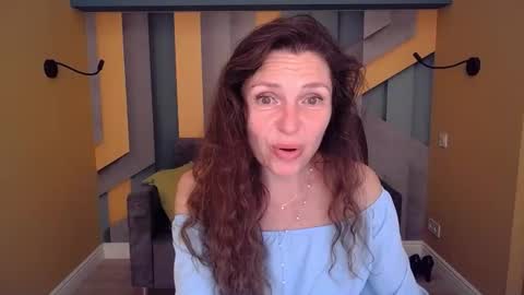 EllaLongs online show from 05.26.26