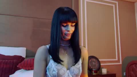 ellalux online show from 06.13.26