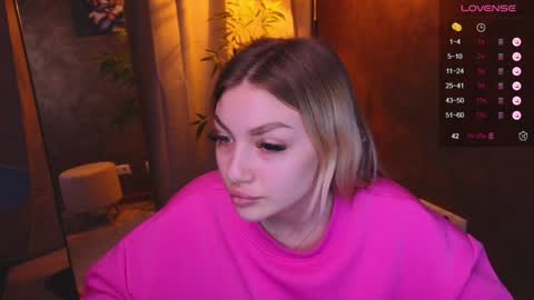 ellamilla online show from 01.05.25