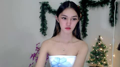 Snapshot of ellamiller69 chatting on 09.09.25 ELLA online show from 09.09.25