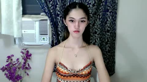 Snapshot of ellamiller69 chatting on 10.02.25 ELLA online show from 10.02.25