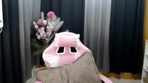 ELLA online show from 04.03.26