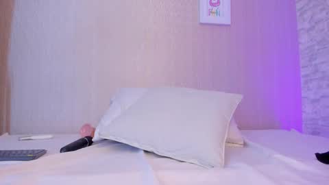 Ella online show from 02.14.25