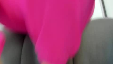 Ella online show from 12.03.25