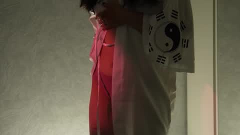 Ella online show from 09.15.25