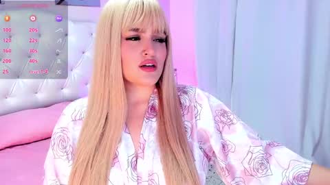 Snapshot of ellarosee_ chatting on 01.03.25 ellarosee_ online show from 01.03.25