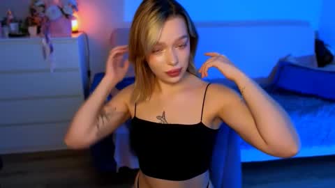 Ella online show from 11.14.25