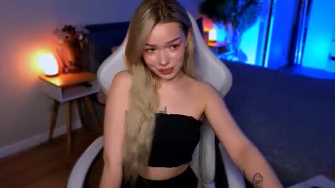 Ella online show from 02.15.26