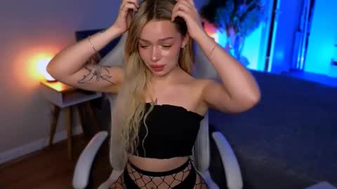 Ella online show from 02.18.26