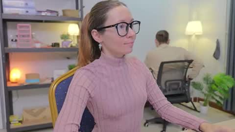 Snapshot of ellcrys chatting on 11.20.25 im Elsa lets go Subscribe to my OF and Youtube -35 online show from 11.20.25