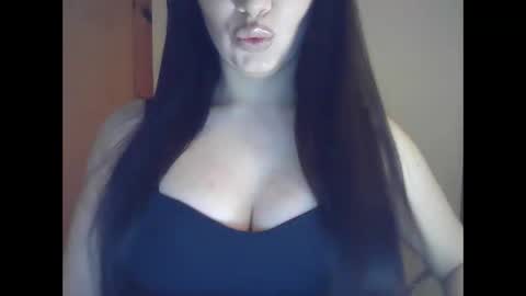 elle010843 online show from 03.18.26