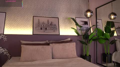 Elle Diane online show from 04.20.26