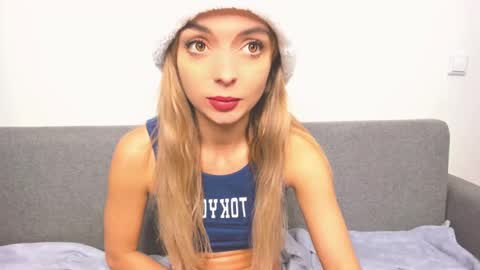 Snapshot of ellen_flow chatting on 01.05.25 ellen_flow online show from 01.05.25